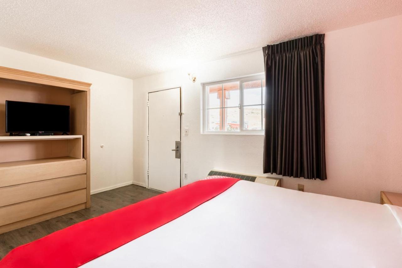 Oyo Hotel Globe / Miami Az - Highway 60 Zewnętrze zdjęcie